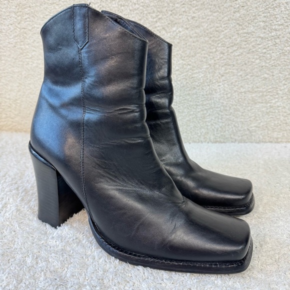 Vintage Y2K KF Ltd Black genuine leather Square Toe western Heel Ankle Boots - Picture 1 of 16